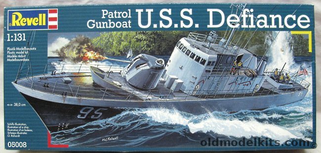Revell 1/130 Vietnam Coastal Gunboat USS Defiance - (Jet Powered PT Boat), 05008 plastic model kit